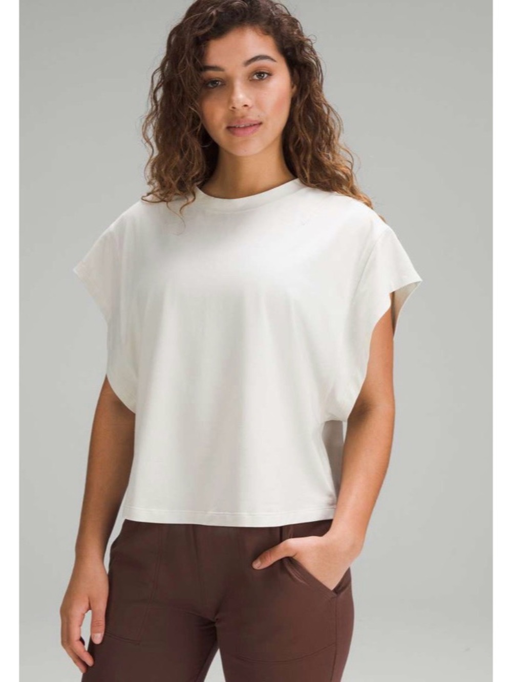 Women’s Relaxed Crewneck Top in White